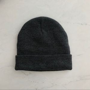 Aritzia Charcoal Knit Beanie
